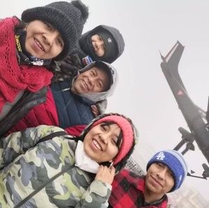 Meet your Posher, Agus